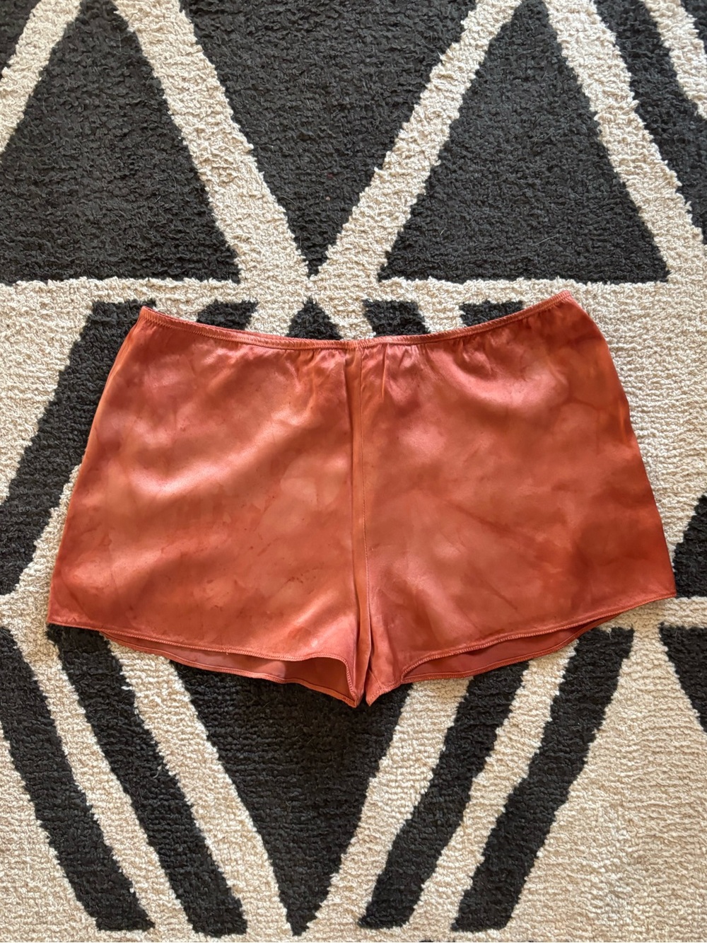 KES NYC After Hours Silk Shorts - Organic Lac Beetle NWOT